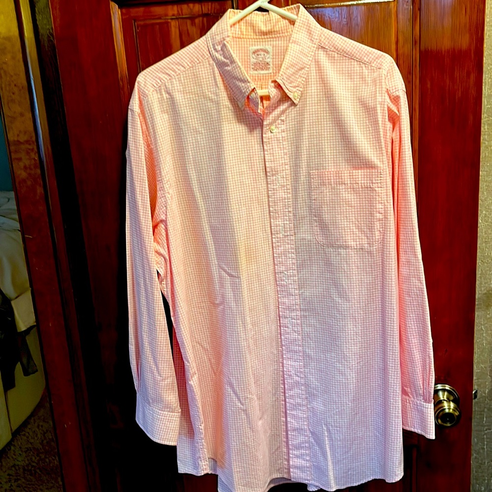 Brooks Brothers All Cotton Casual Button Down Long Sleeve Shirt. Mens 16 1/2-3.